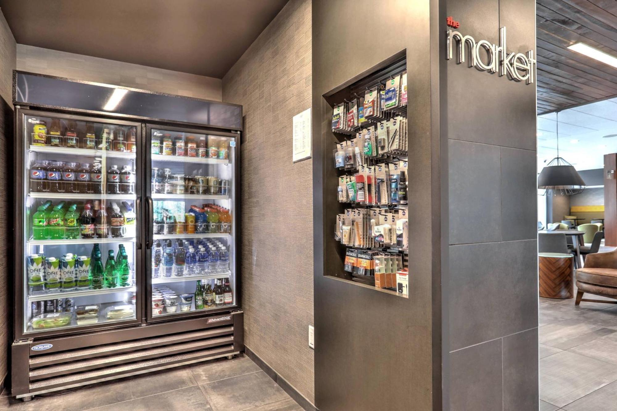 Courtyard By Marriott Deptford Almonesson Exterior foto