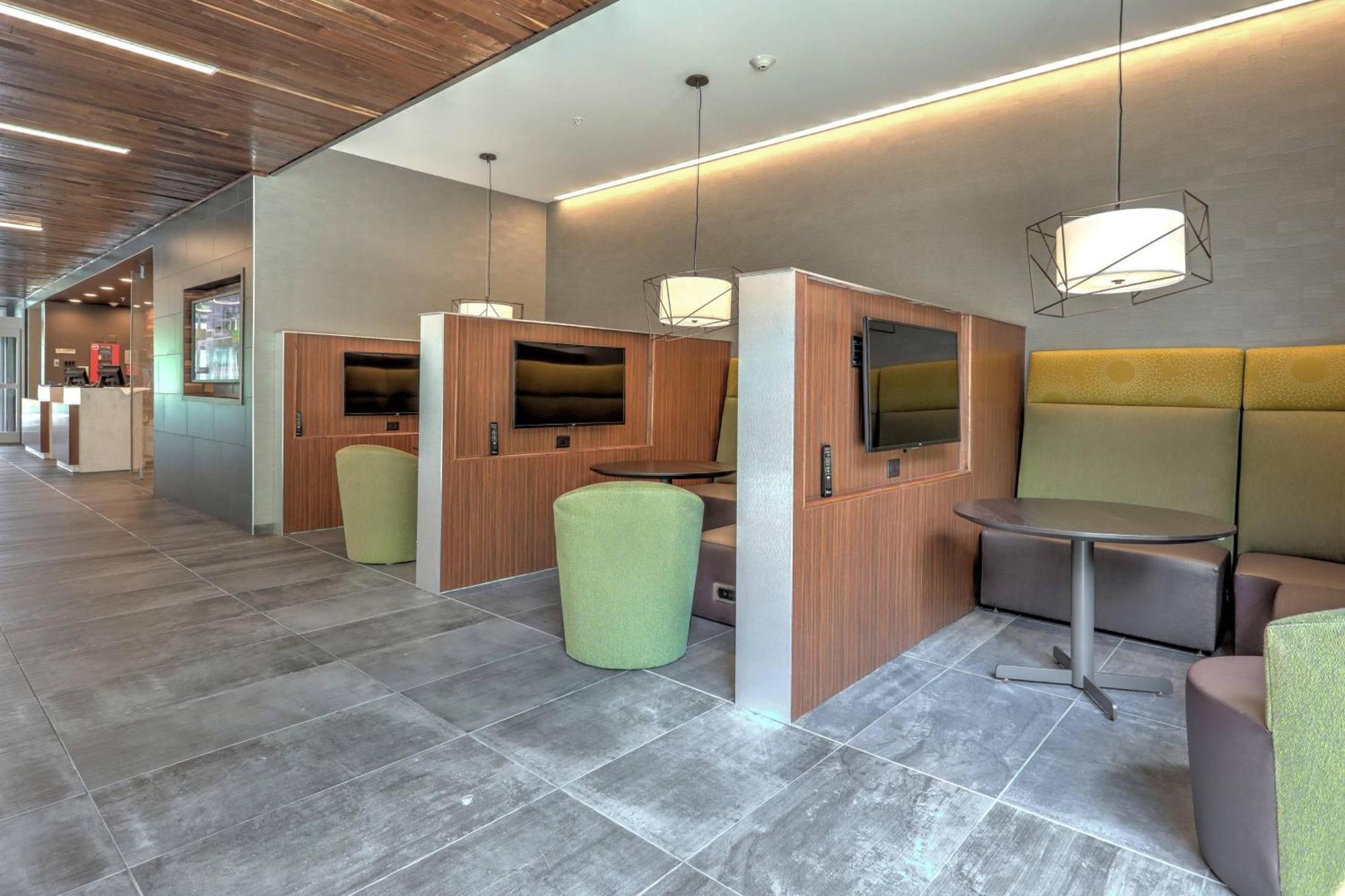 Courtyard By Marriott Deptford Almonesson Exterior foto