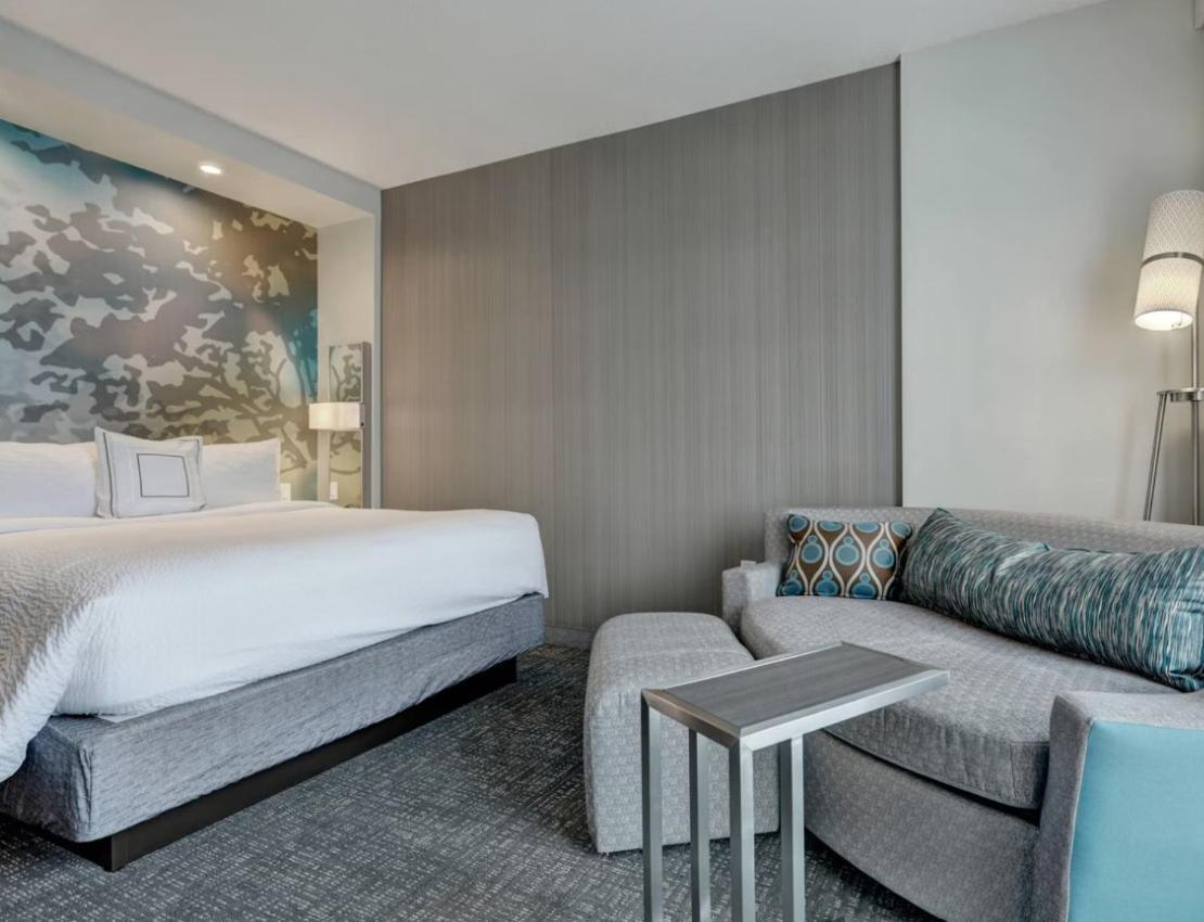 Courtyard By Marriott Deptford Almonesson Exterior foto