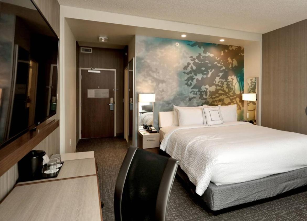 Courtyard By Marriott Deptford Almonesson Exterior foto